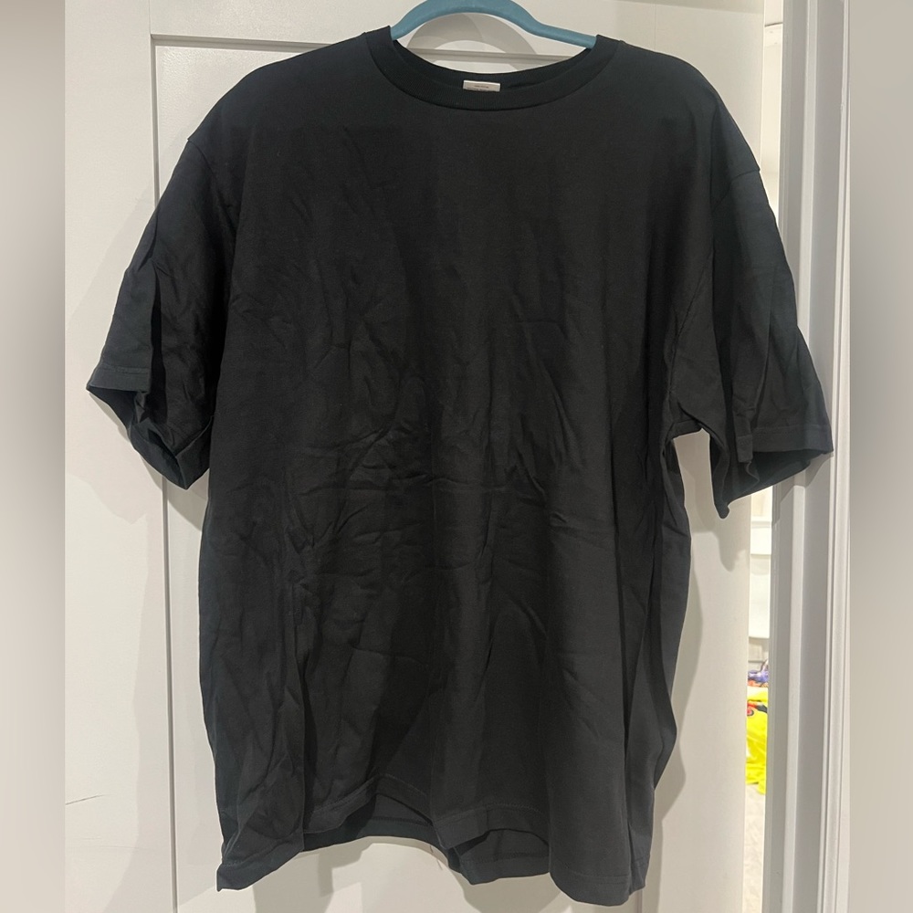 Brand new never worn Supreme Tshirt. Men's size XL